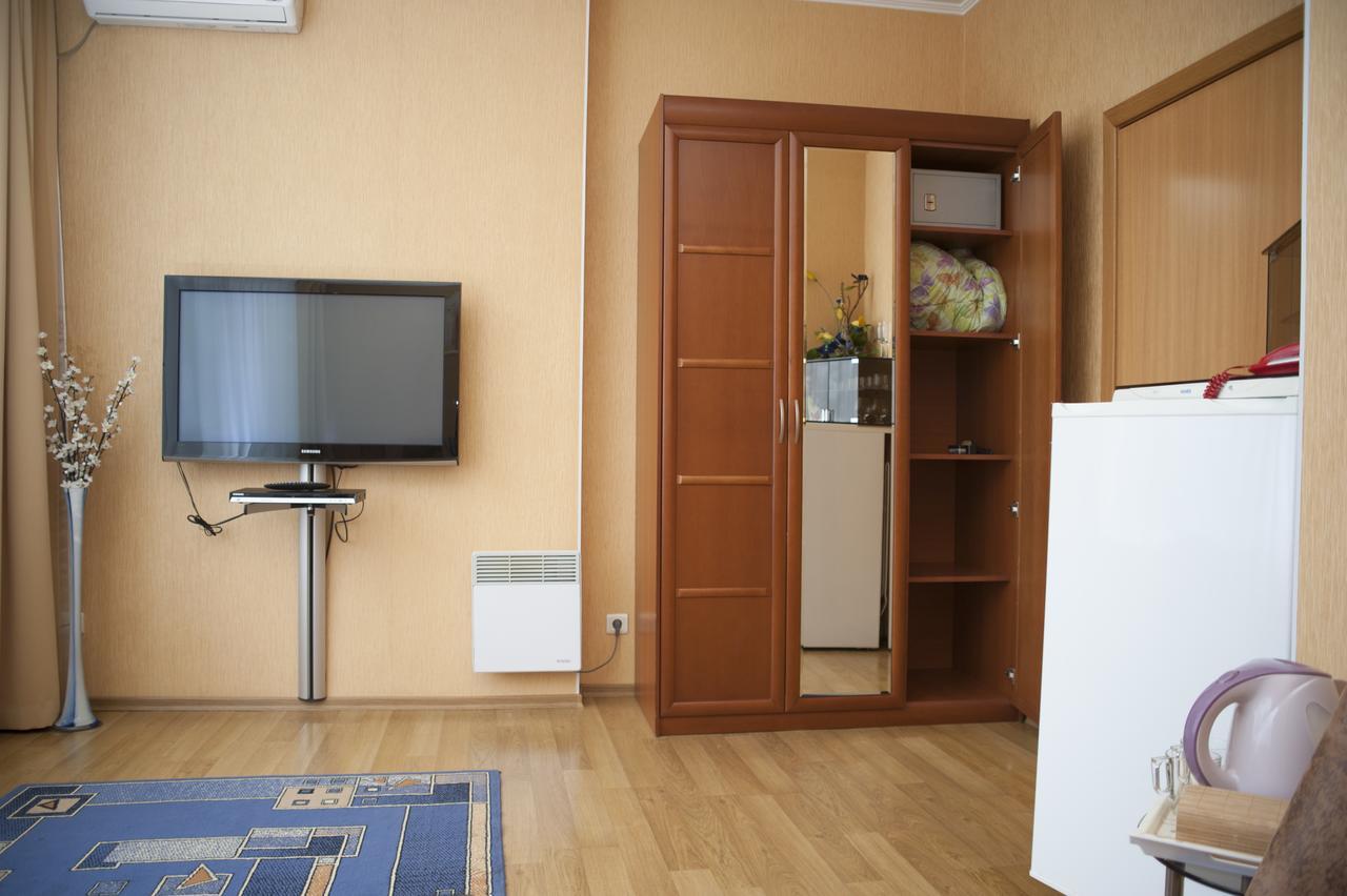 Hotel Bilyj Rojal Zaporizhia Exterior foto